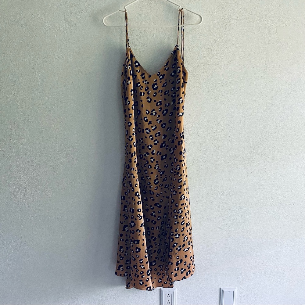 NWT Forever 21 tan cheetah print midi dress
